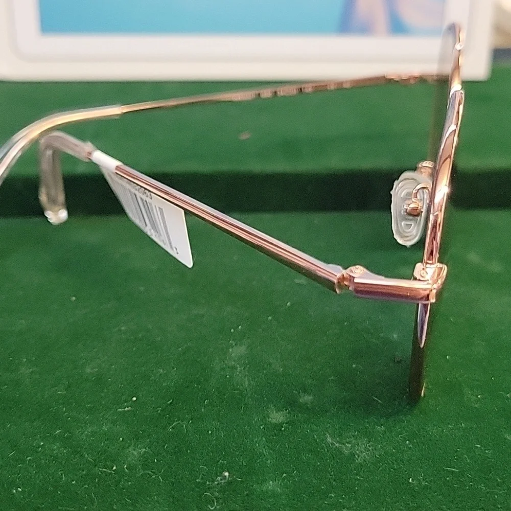 Harper Rose Gold Sunglasses  100% UV Protection. NWT